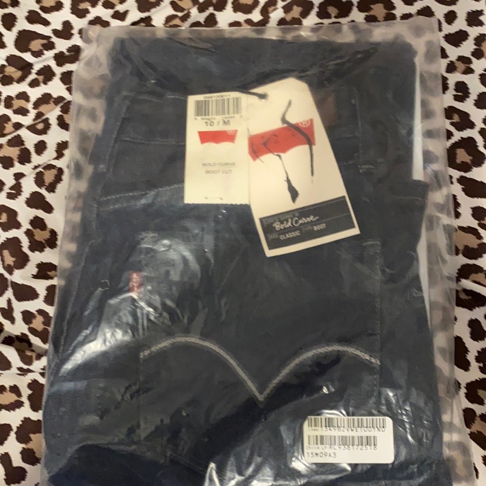 Levi’s bold curve classic boot cut denim jeans